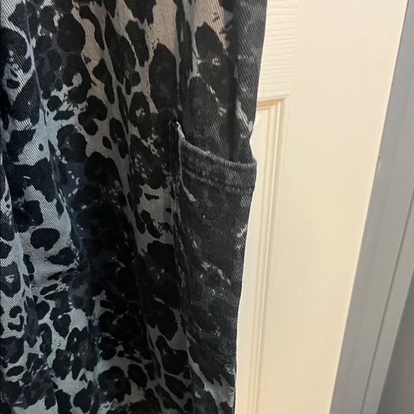 Cider Black and White Animal Print Jumpsuit - Picture 5 of 6